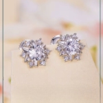 Сребърни обеци с мойсанит "Сияйна звезда"