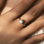 Сребърен пръстен с мойсанит "Vera Luxe"