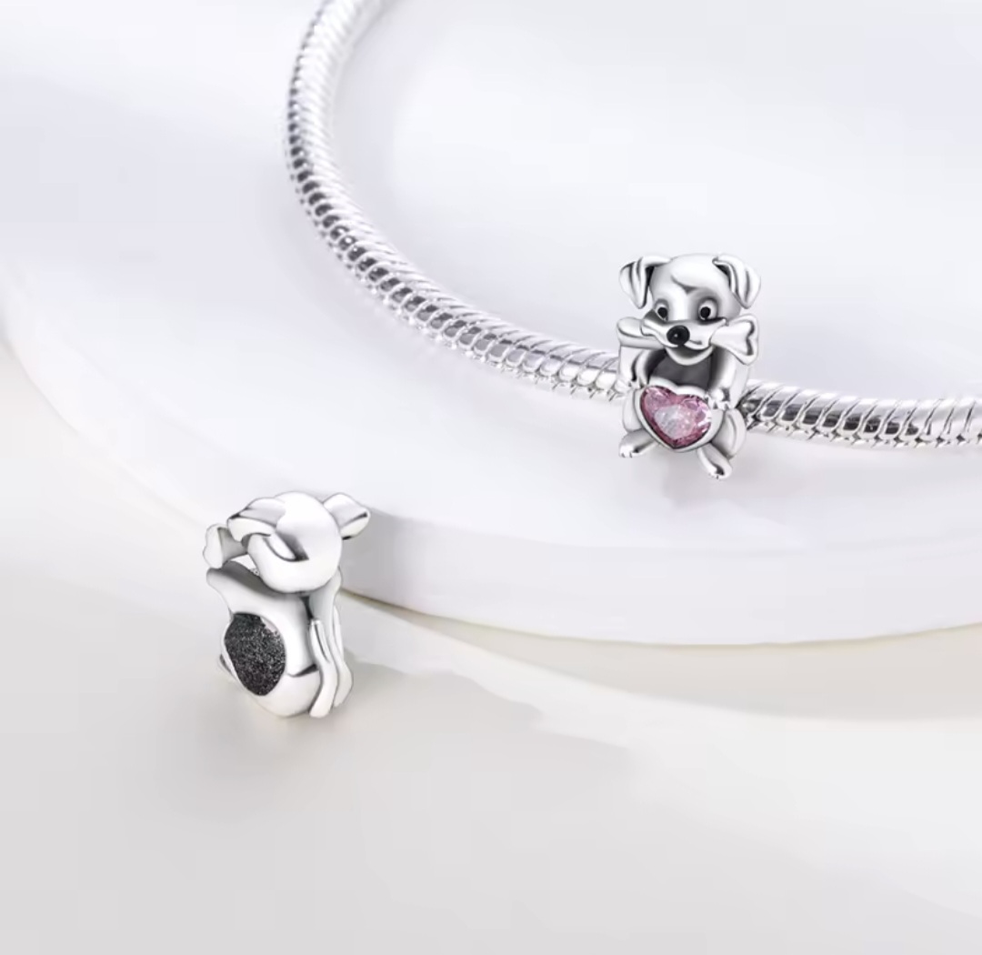 Сребърен талисман "Love dog"