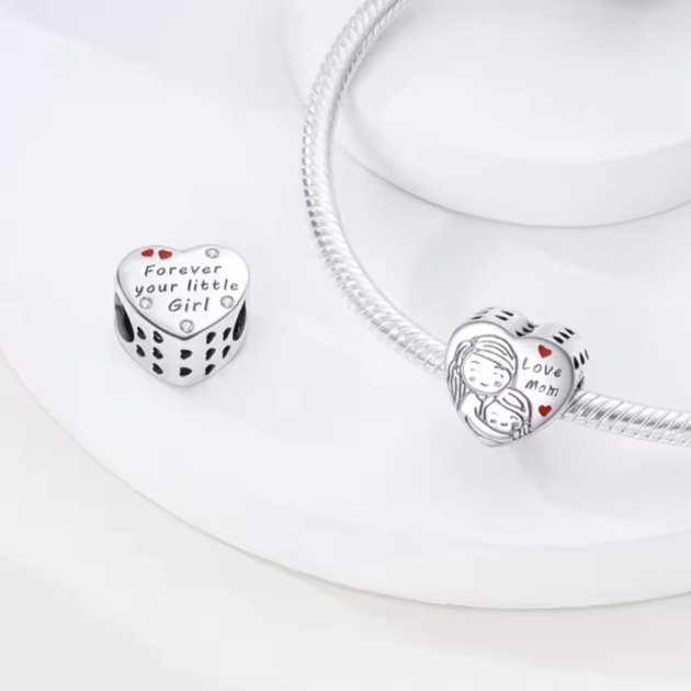 Сребърен талисман "Love mom"