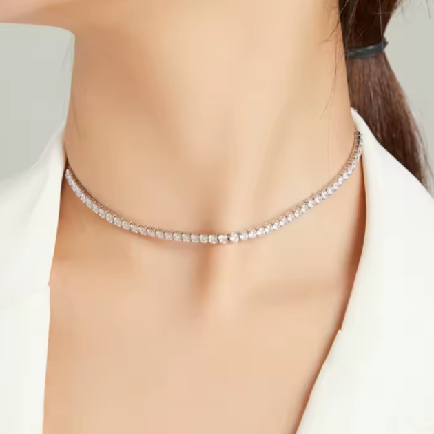 Сребърен чокър с цирконий "Luminous Elegance"