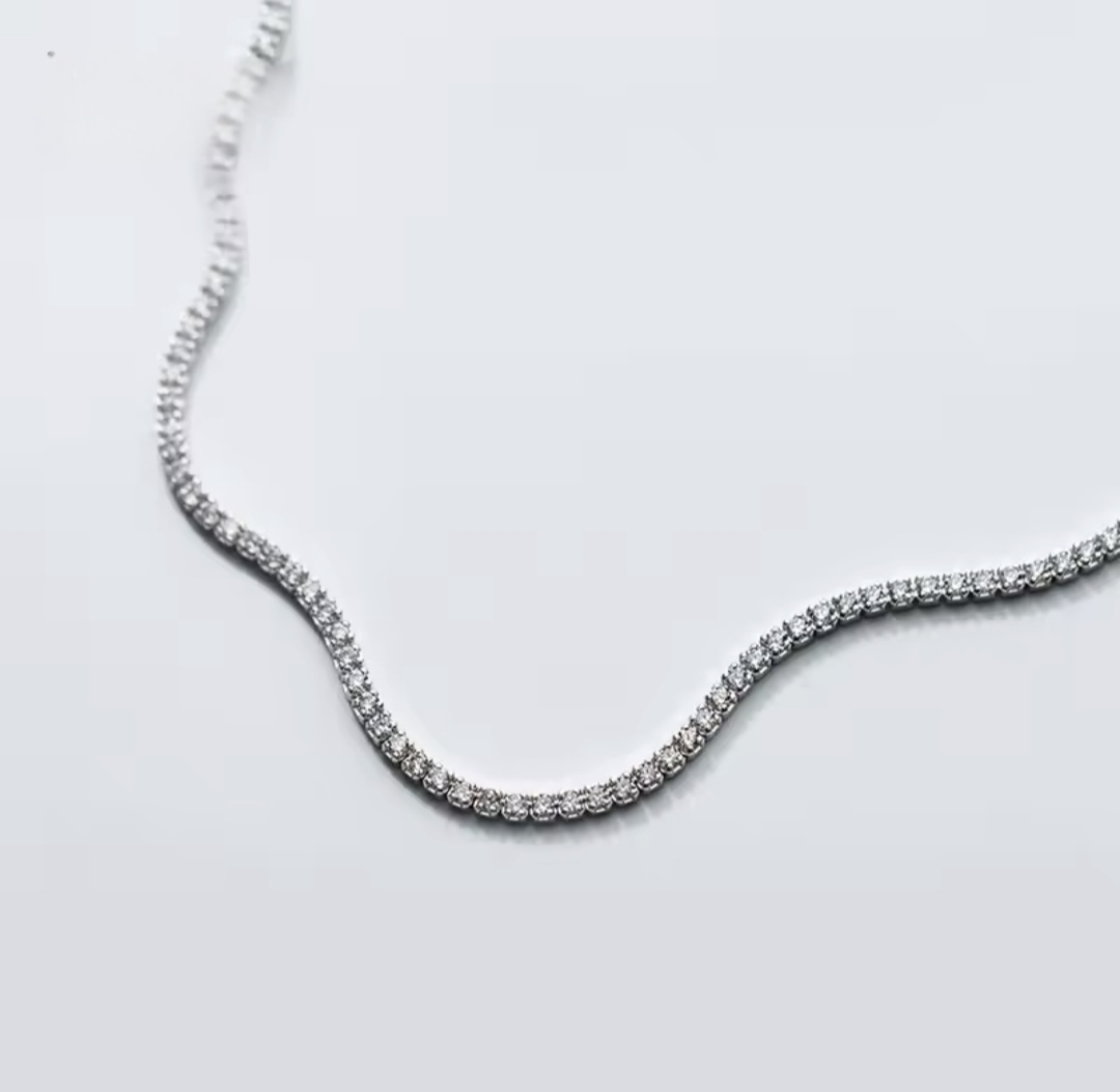 Сребърен чокър с цирконий "Прелестна"