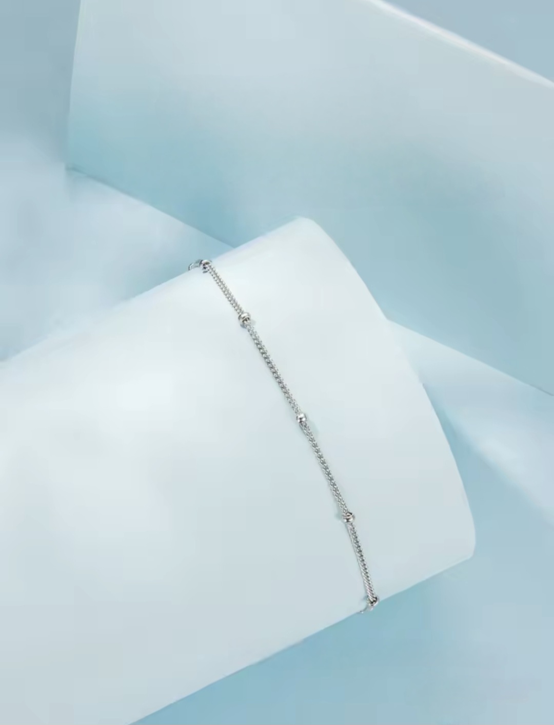 Сребърна гривна за крак "Фина елегантност"