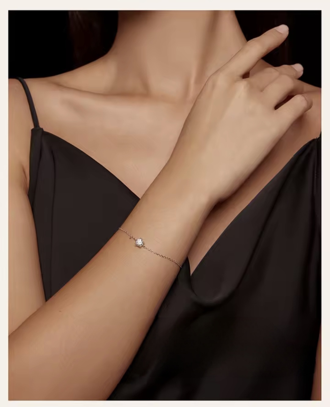 Сребърна гривна с мойсанит "Блясък на слънцето" - Image 7