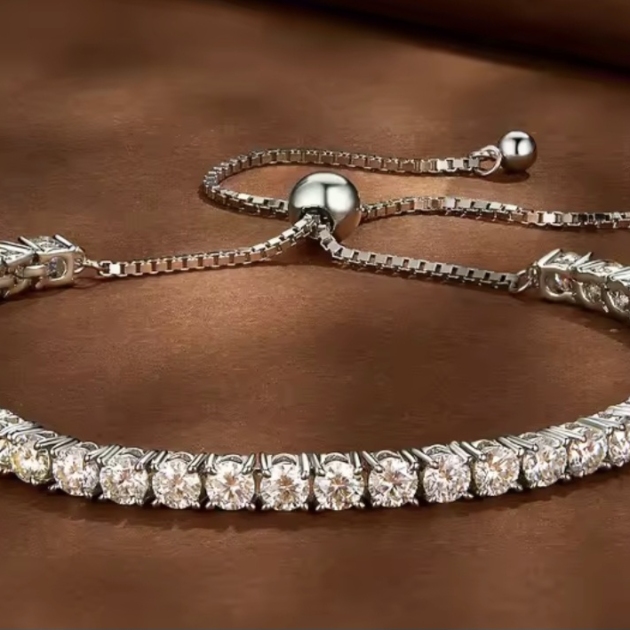 Сребърна гривна с мойсанит "Диамантена хармония"