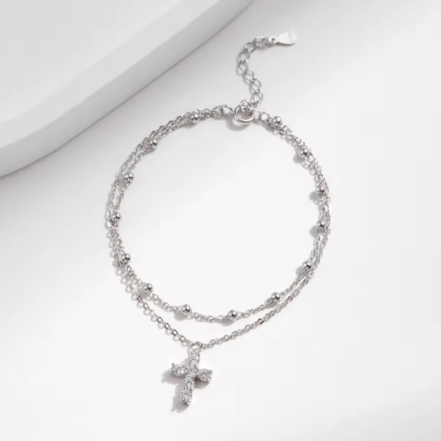 Сребърна гривна с цирконий "Faith"