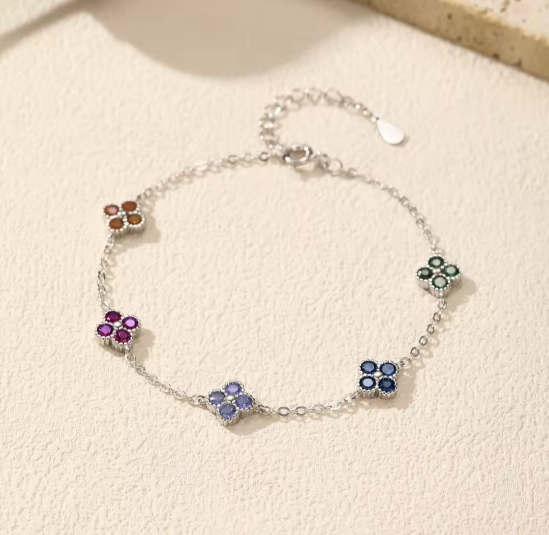 Сребърна гривна с цирконий "Цвете мое"