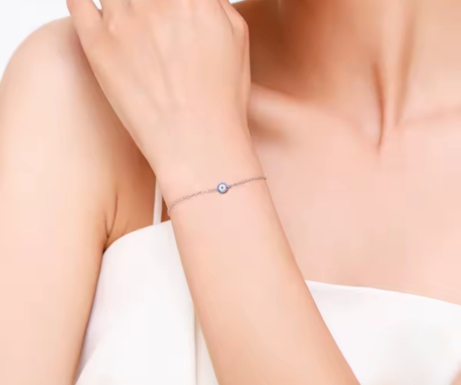 Сребърна гривна с цирконий „Окото на защитата“ - Image 5