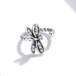 Сребърна обеца "Ефирно крило"