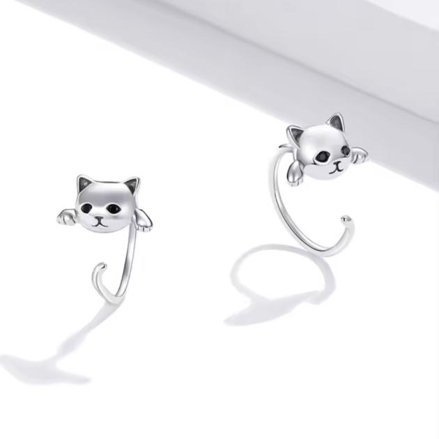 Сребърни обеци "Пухкаво коте"