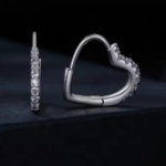 Сребърни обеци с мойсанит "Кристален обгръд"