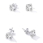 Сребърни обеци с мойсанит "Нежно чувство"