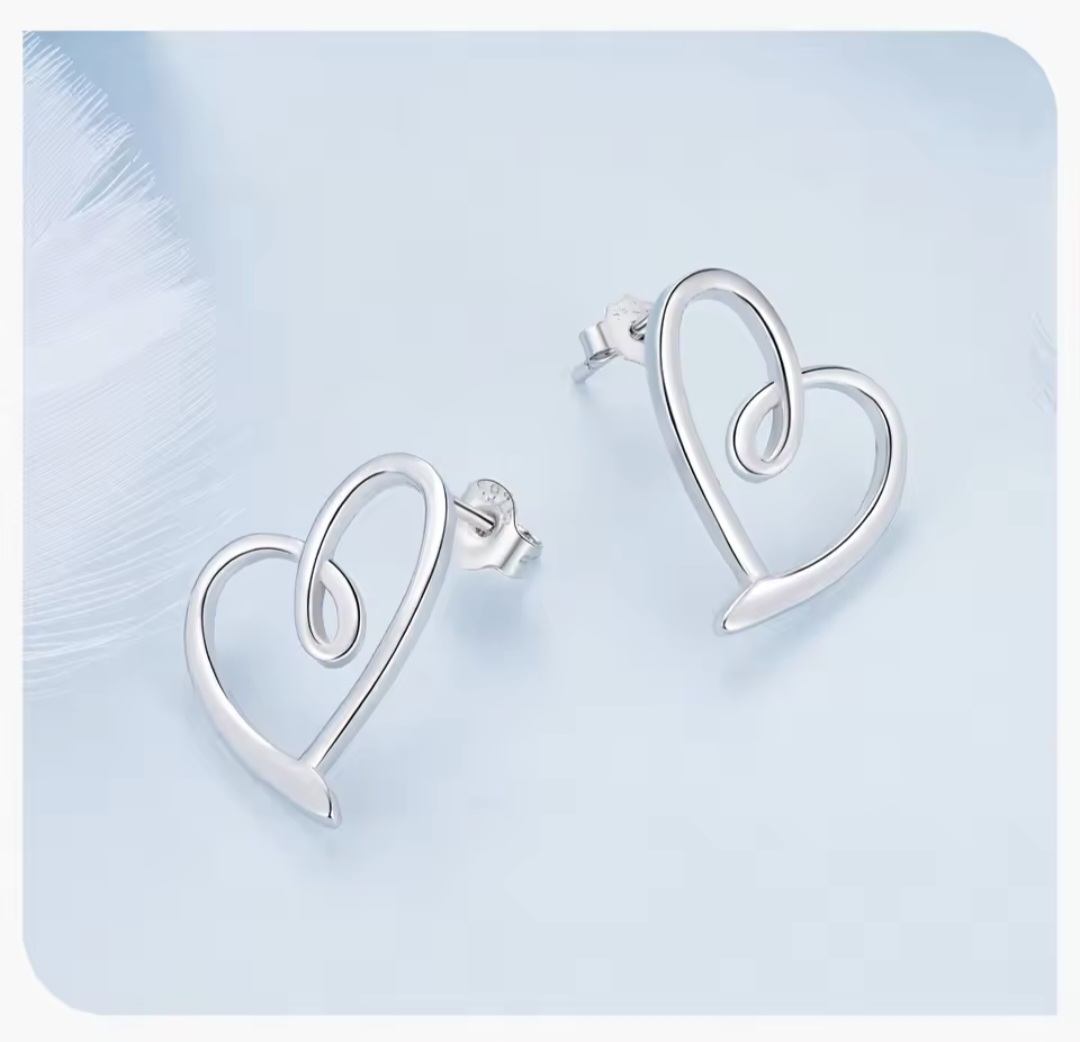 Сребърни обеци „Сърцето на нежността“ - Image 5