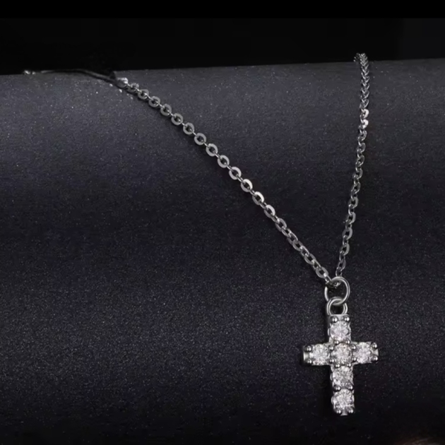 Сребърно колие с мойсанит "Divine Sparkle"