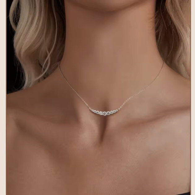 Сребърно колие с мойсанит "Дъгата на щастието"