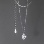 Сребърно колие с цирконий "Окото на тайната"