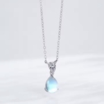 Сребърно колие с лунен камък "Moonveil"