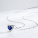 Сребърно колие с цирконий "Сърцето на океана"