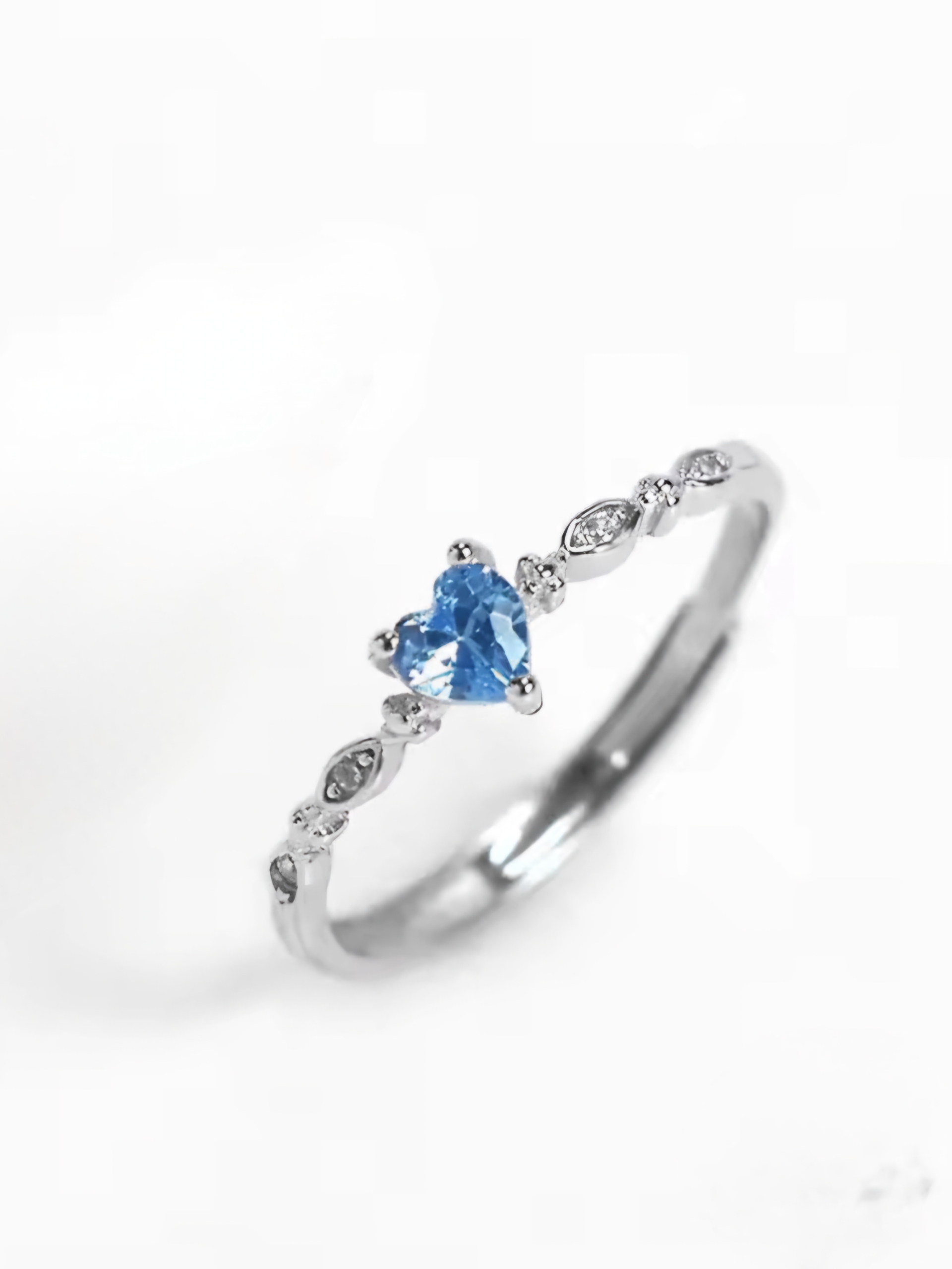 Сребърен пръстен с цирконий "Heartlight" - Image 6