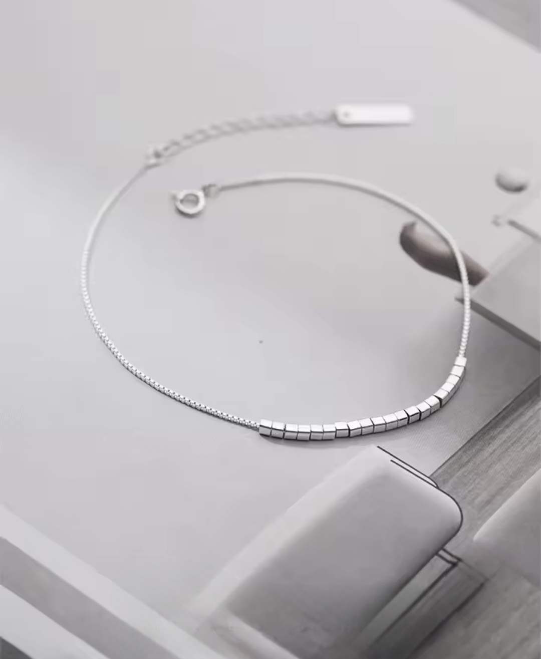 Сребърна гривна за крак "Linea Luce"