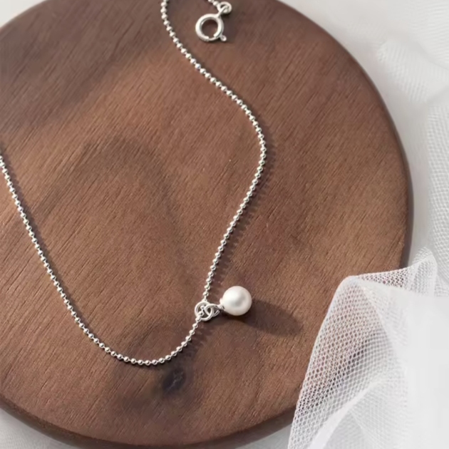 Сребърна гривна за крак "Перлена красота"