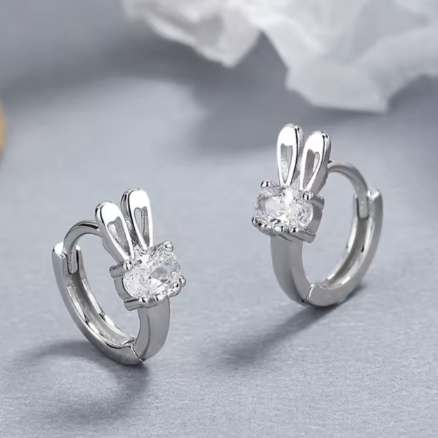 Сребърни обеци с цирконий "Luxury rabbit"