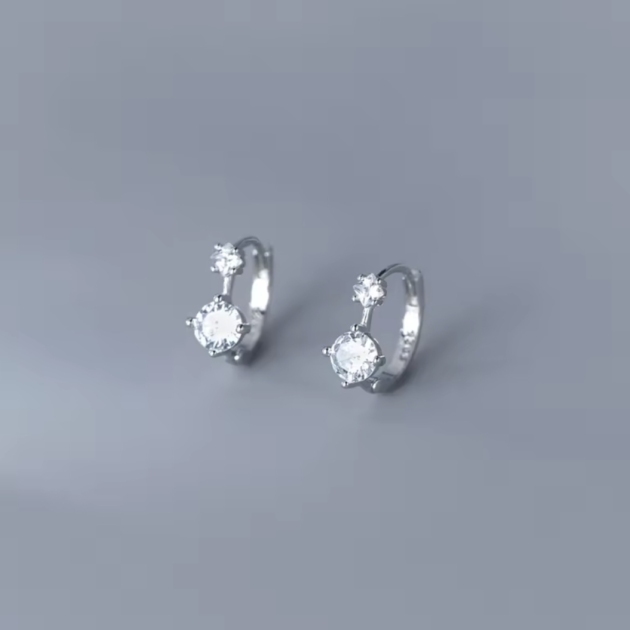 Сребърни обеци с цирконий "Двойна звезда"