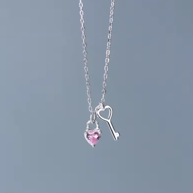 Сребърно колие с цирконий "Chiave del Cuore"