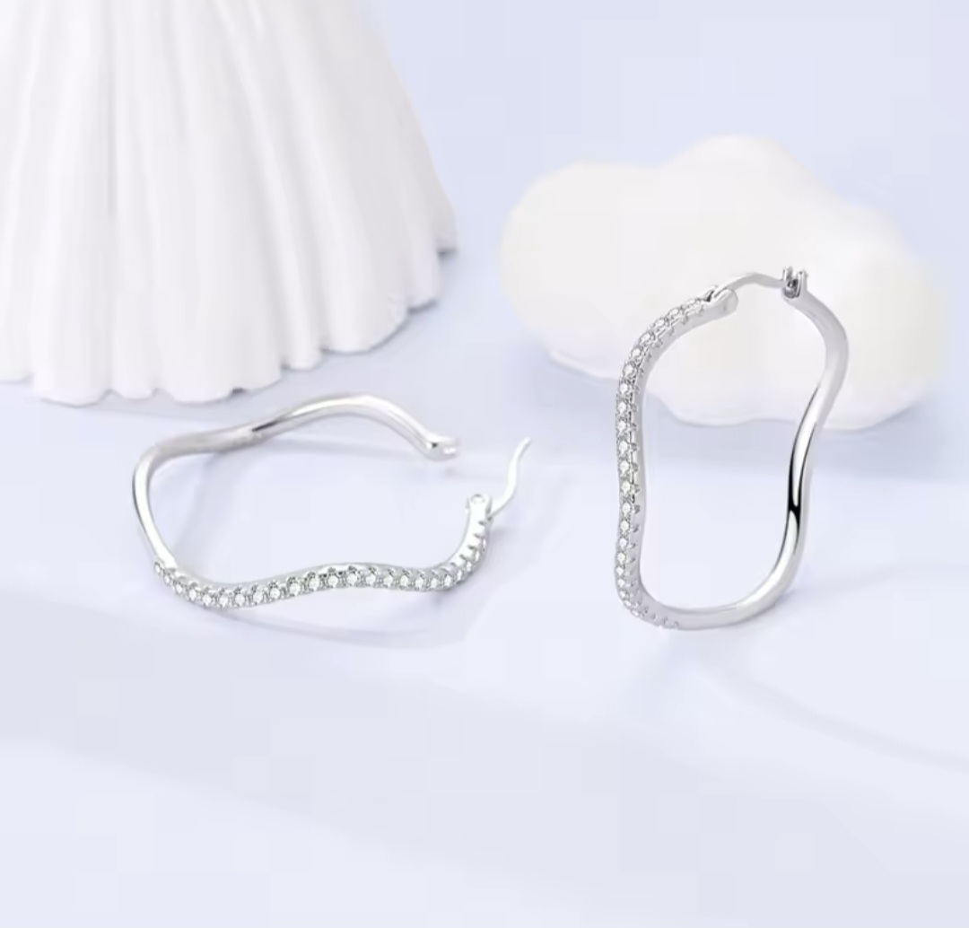 Сребърни обеци с цирконий "Преплетен танц" - Image 2