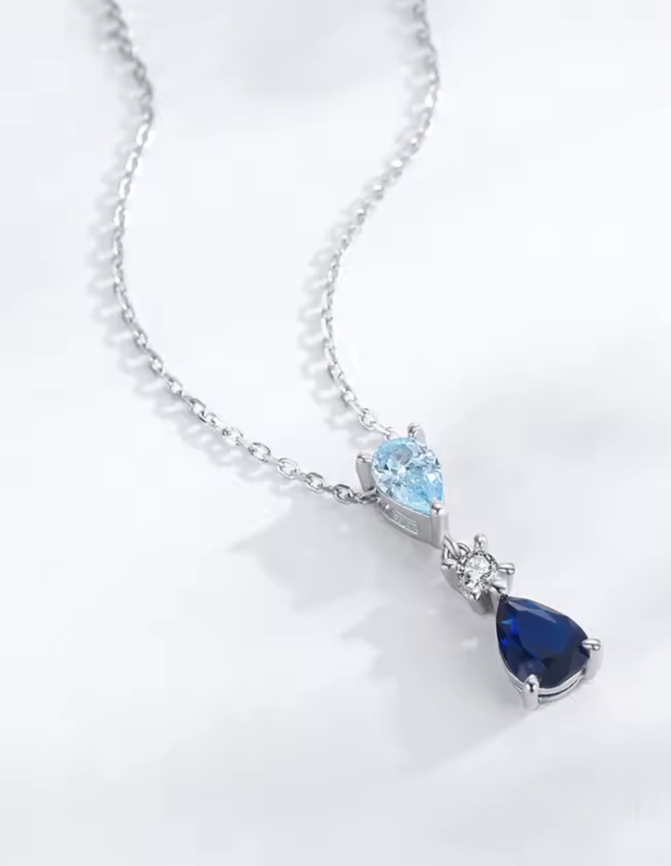 Сребърно колие с цирконий "Небе"