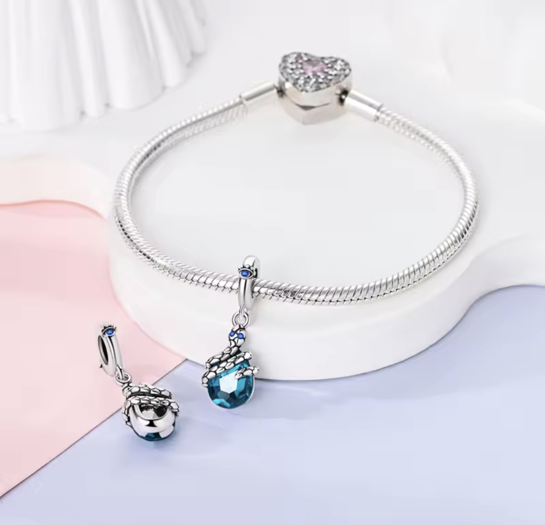 Сребърен талисман "Serpent's Gaze" - Image 3