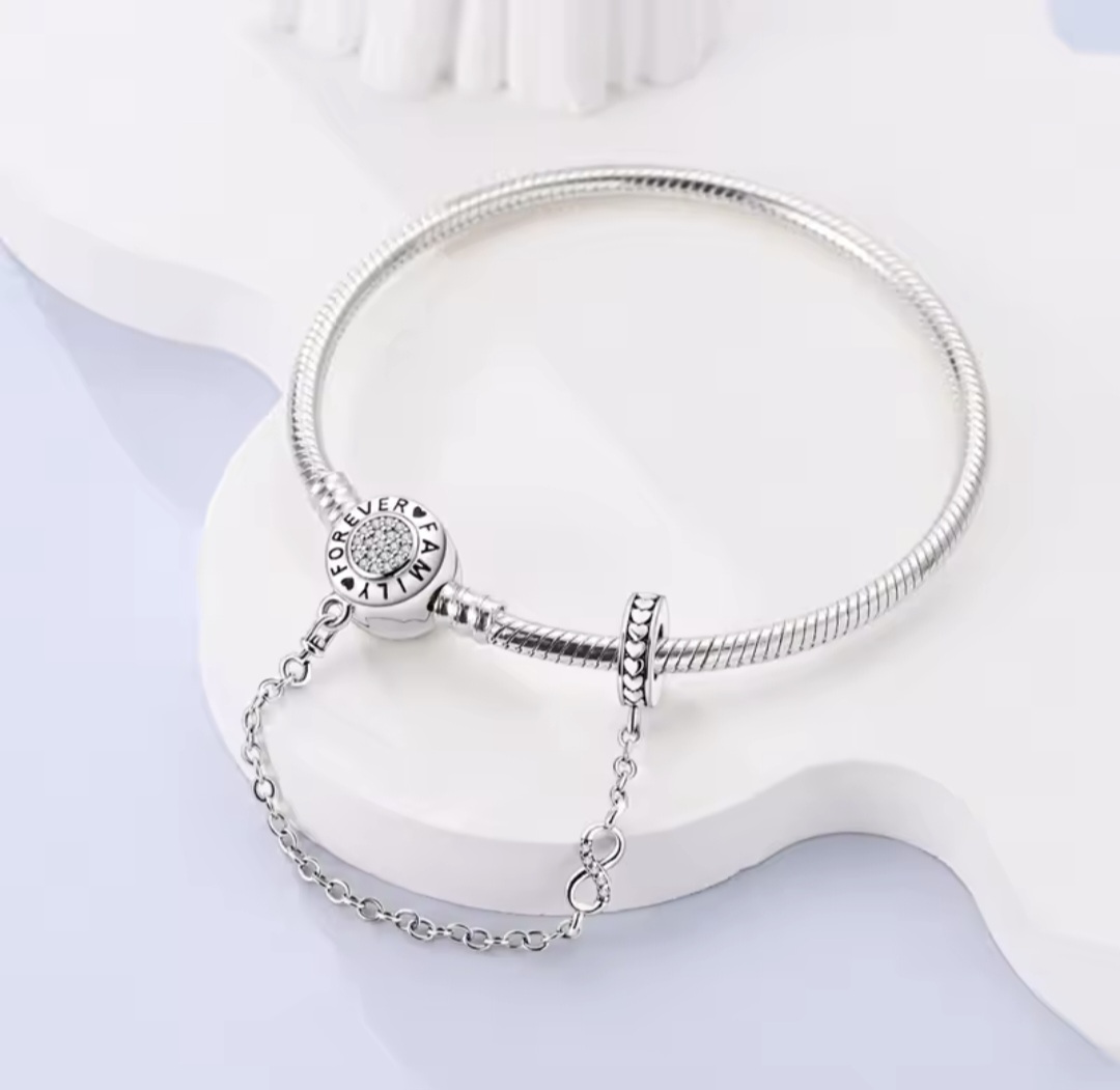 Сребърна гривна "Вечна връзка"