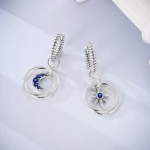 Сребърни обеци с цирконий „Светлина от звездите“