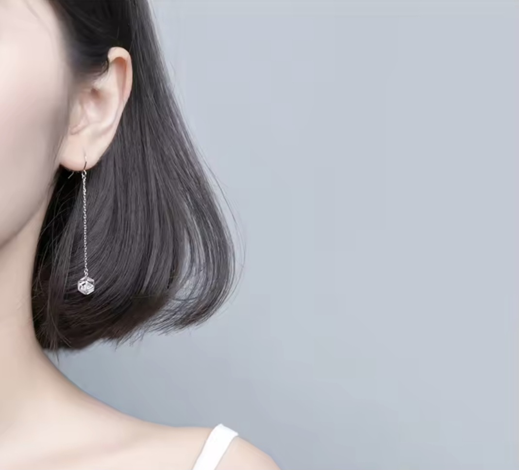 Среърни обеци с цирконий "Сфера на светлината" - Image 4